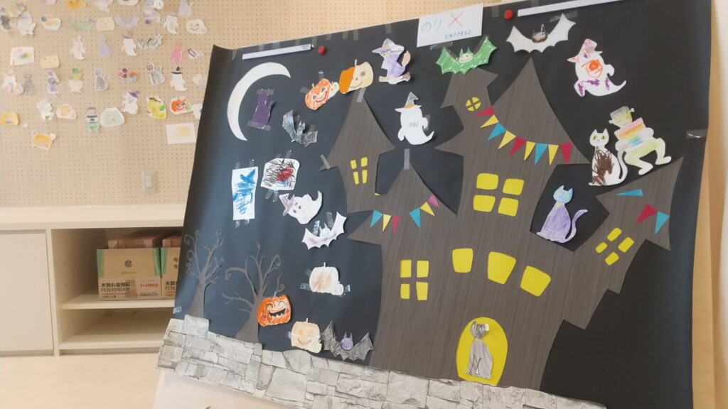 レッツエンジョイ☆ハロウィーンパーティー（ものづくりのへや）