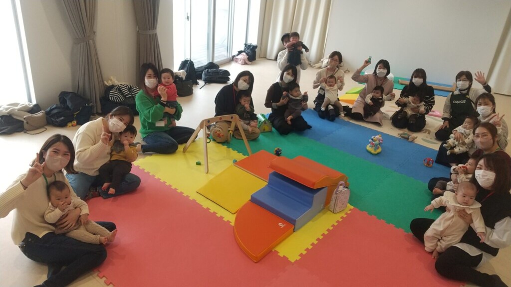 １月　あつまれ赤ちゃんたち＆リフレッシュデー（はじめてのウクレレ講座）