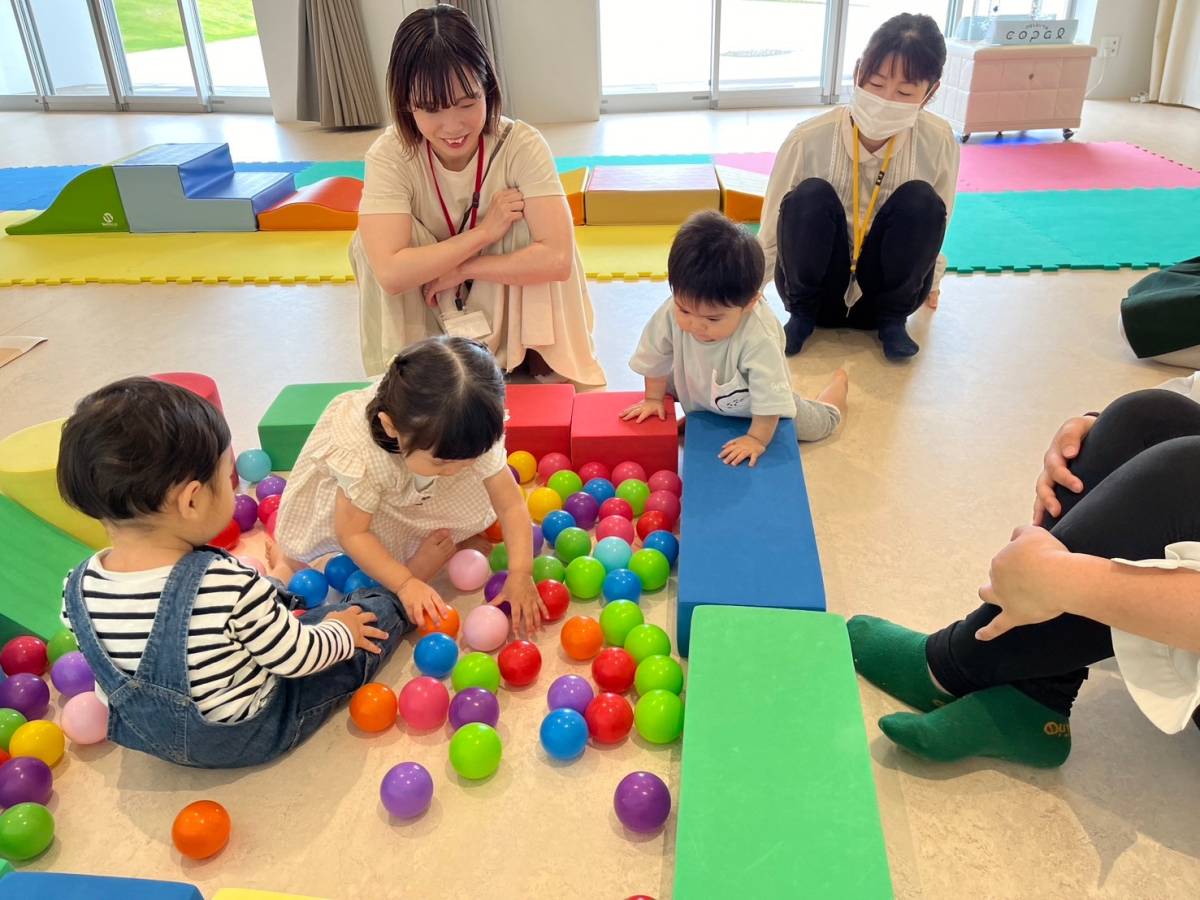 よちよちトコトコひろば♪