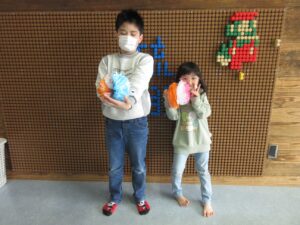 春色フラワーポムを作りました🌸