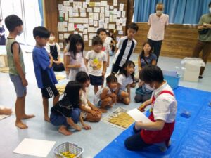 夏休みの思い出版画をつくったよ🍉