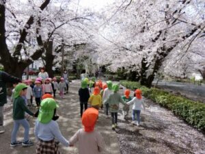 お花見に行ってきました！！