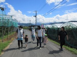 ぶどう狩りに行ってきましたー！