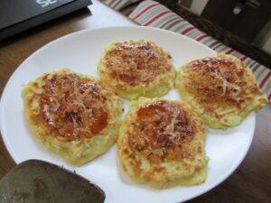 お好み焼き作り、大成功！！