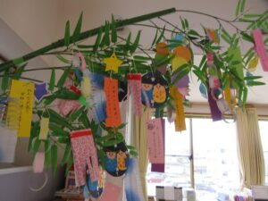 ささのはさーらさらー♪