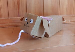 手作り講座「お散歩ワンちゃんを作ろう」　（申し込みが必要です　６組）