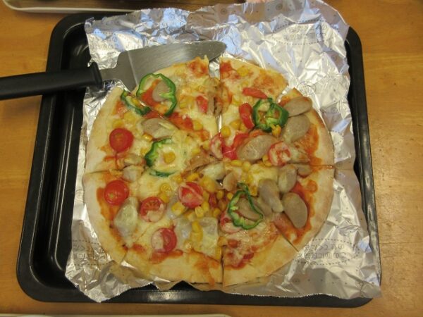 おいしいピザ、いかがですかー？🍕