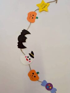 製作　ハロウィンガーランド