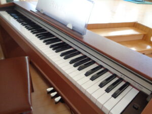 ☆伊藤萌先生のレッツ　エンジョイ　ミュージック ～クリスマスコンサート～☆