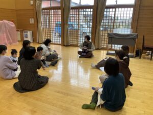 親子リトミック【要申込】