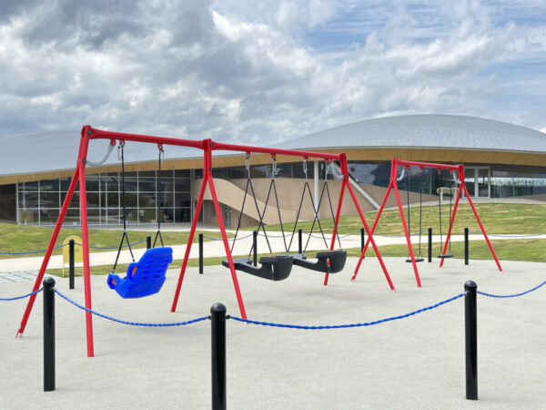 ブランコの利用再開しました◎